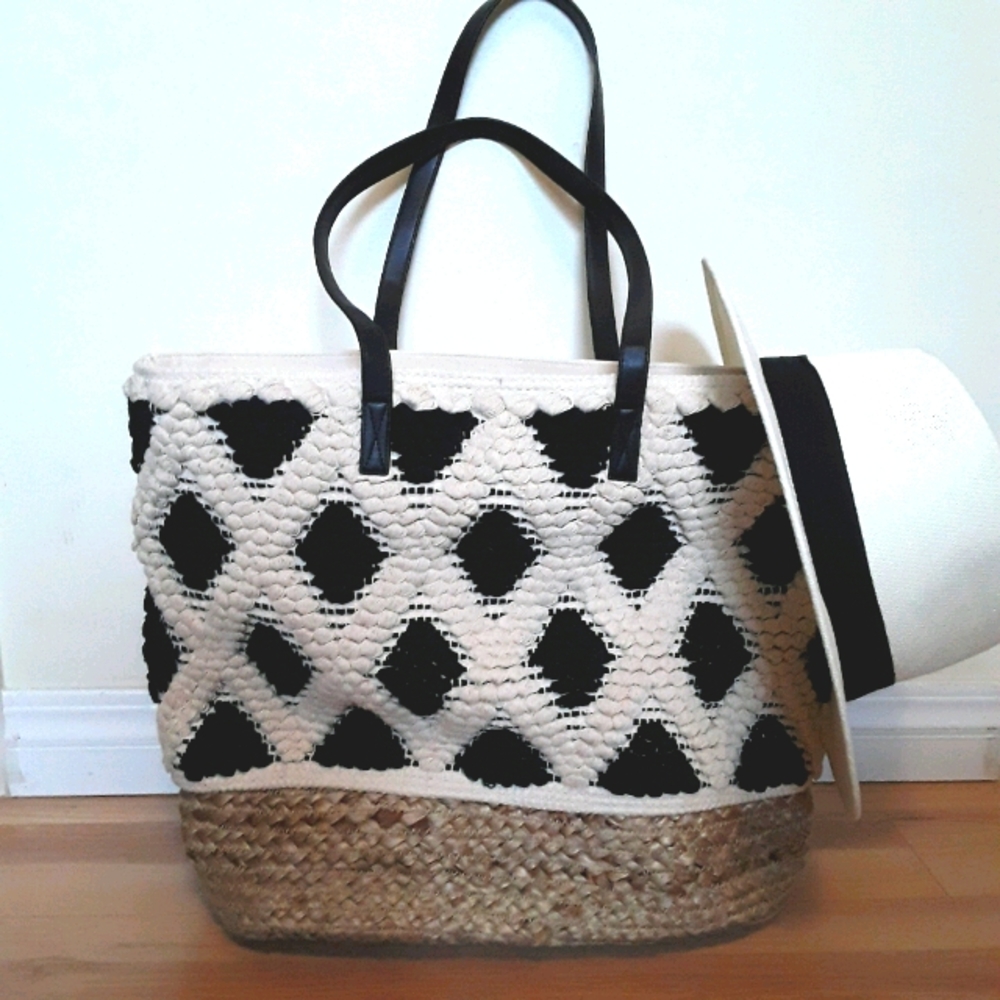 LULU DHARMA BLACK DIAMOND WOVEN TOTE BAG